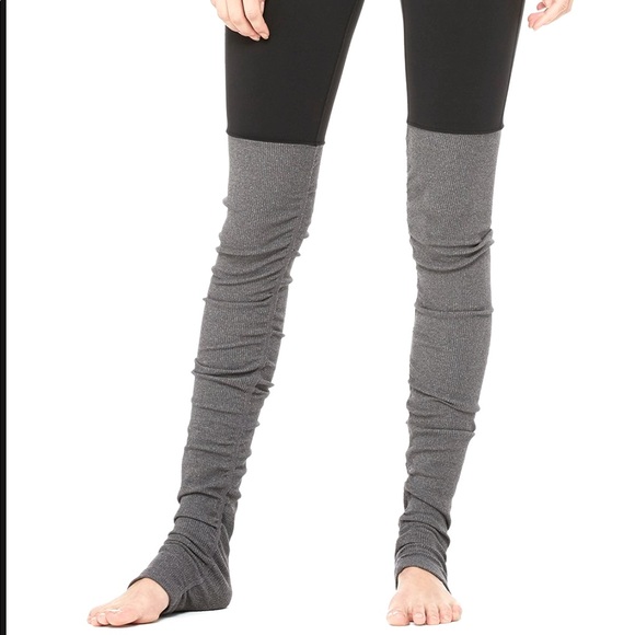 ALO Yoga Pants - ALO Goddess Leggins
